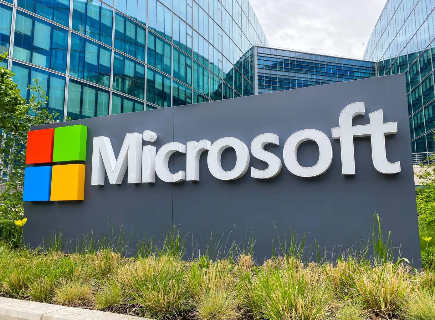Microsoft capacita a 3 millones en África contra DeepSeek