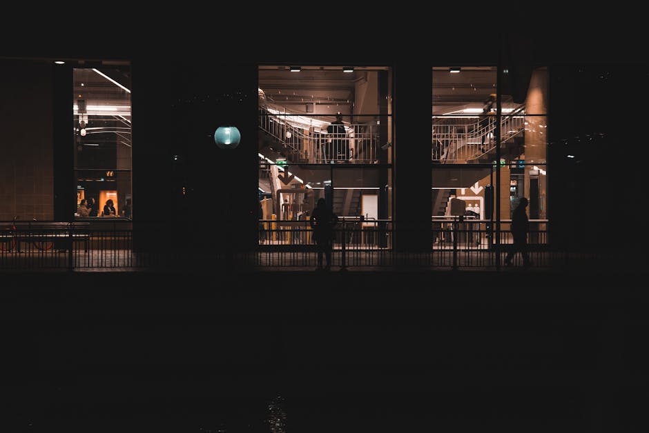 Silueta, De, Persona, En, Balcón