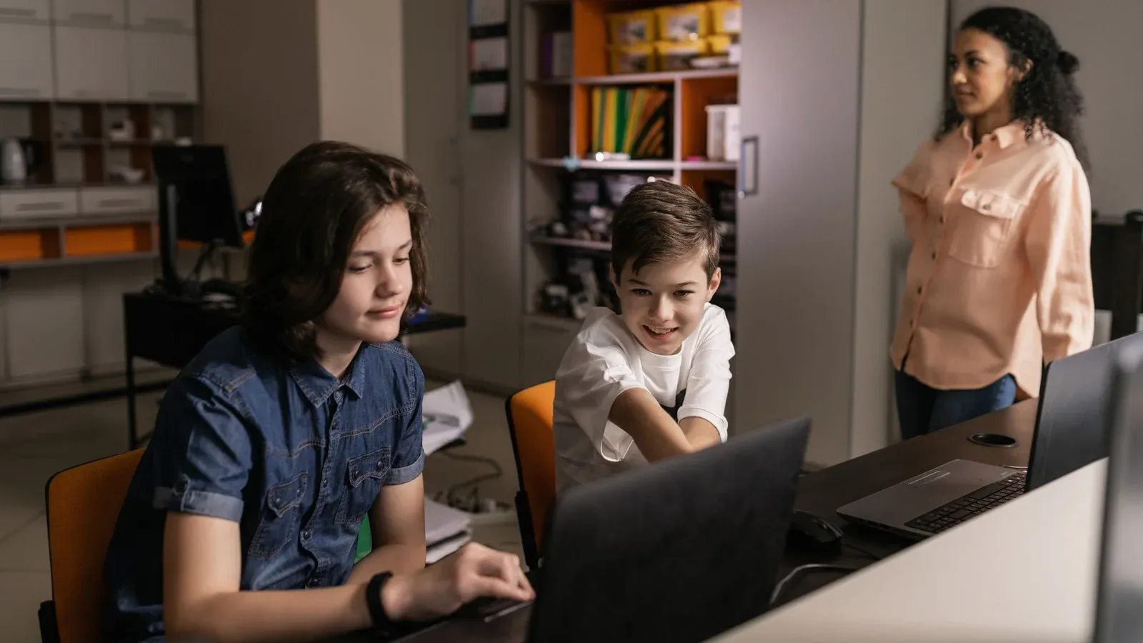 Microsoft limita el uso de datos escolares para entrenar IA
