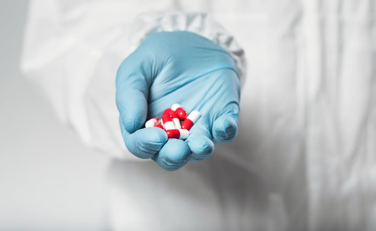 Nueva reacción química transforma el reciclaje y medicina