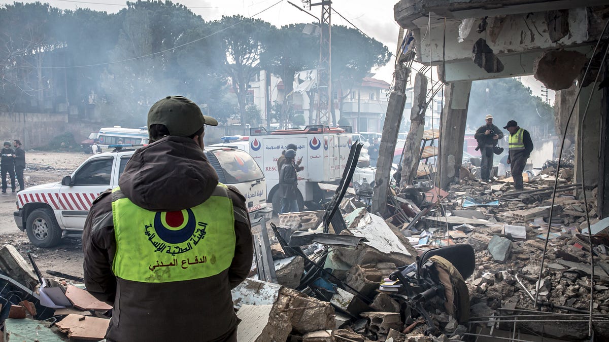 OMS: Mueren 9 paramédicos en ataques al sur del Líbano