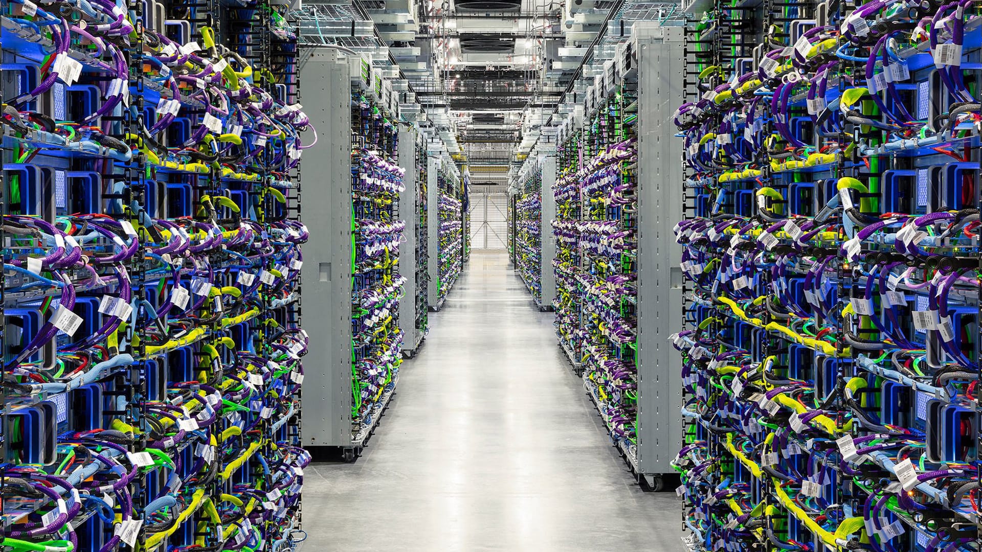 OpenAI reduce a la mitad el costo de correr ChatGPT