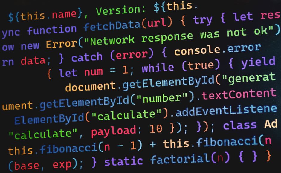 Código JavaScript vibrante mostrado en una pantalla, resaltando conceptos de programación y desarrollo de software.