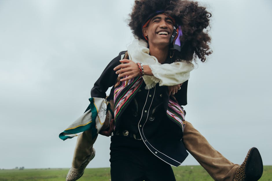 Fotos de stock gratuitas de accesorios de moda, adultos jovenes, al aire libre