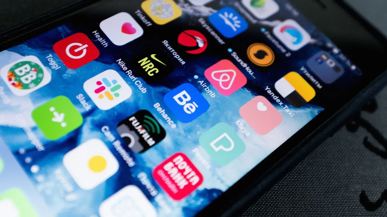 Phil Schiller deja la App Store; Apple no actualiza su web