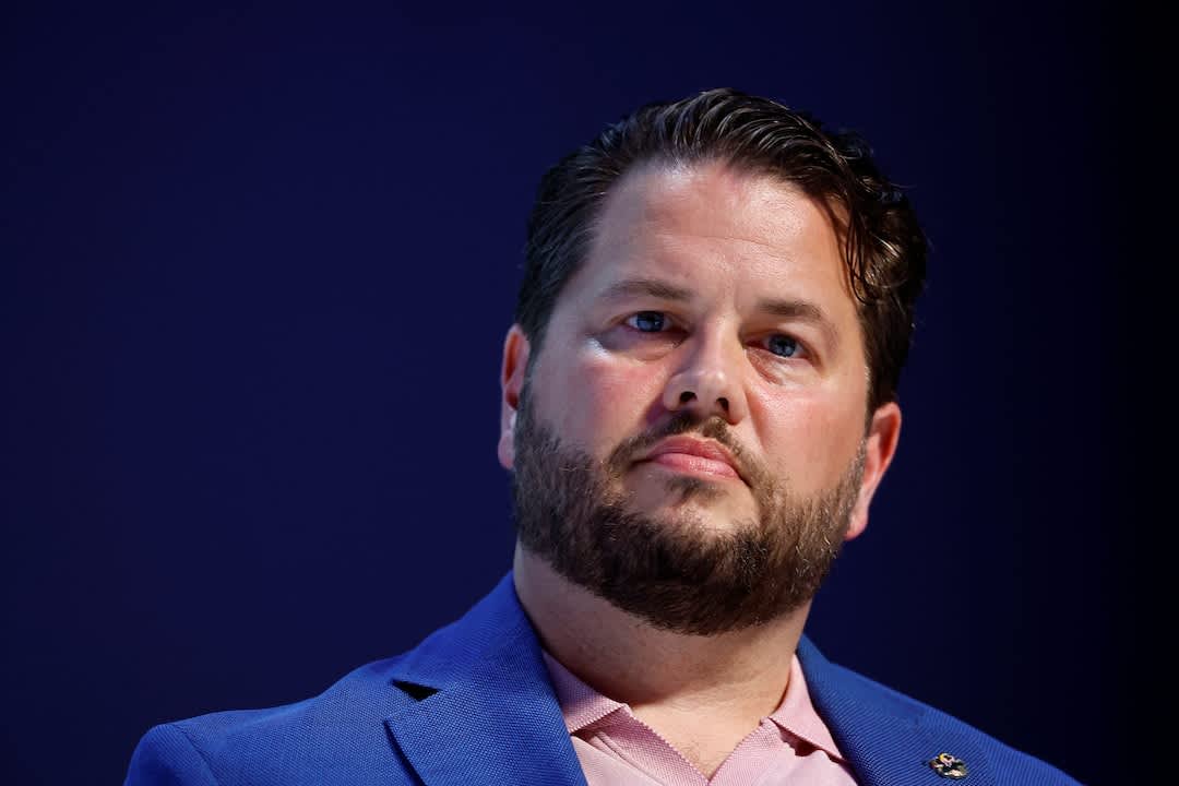 Pinterest exige prohibir redes sociales a menores