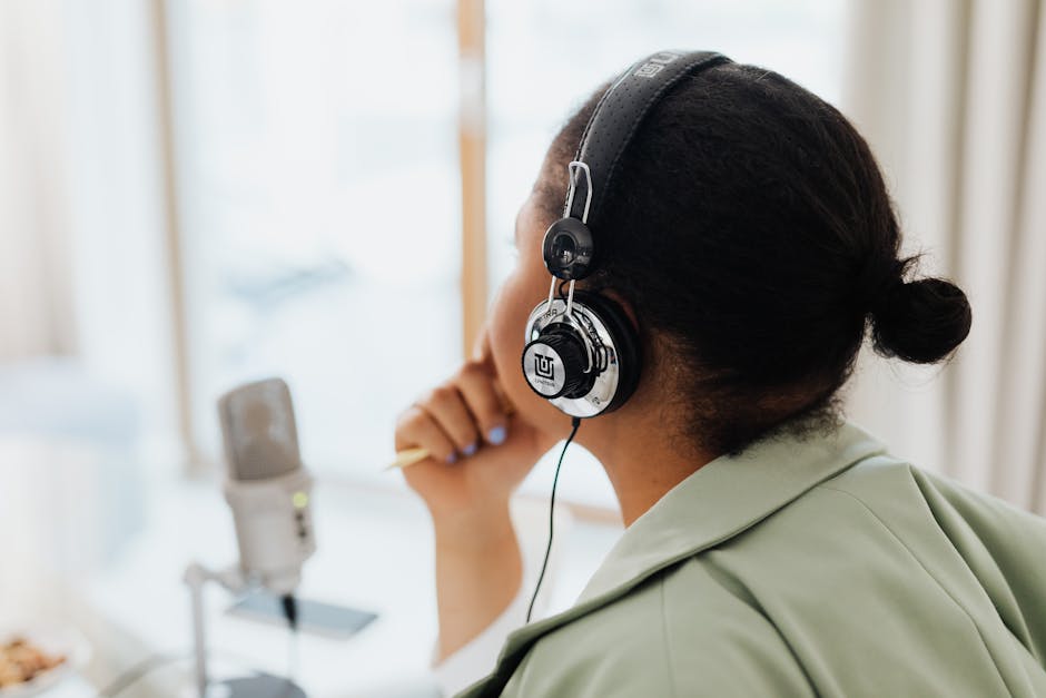 Fotos de stock gratuitas de ambiente interior, audio, auriculares