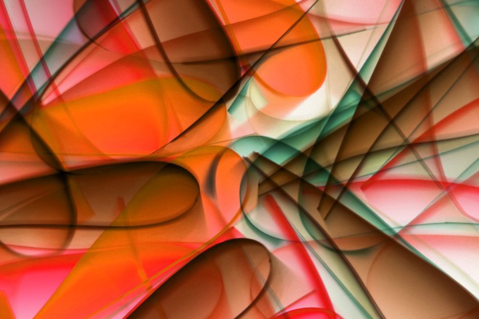 Ilustración abstracta dinámica con formas geométricas superpuestas y colores vibrantes, ideal para el diseño moderno.