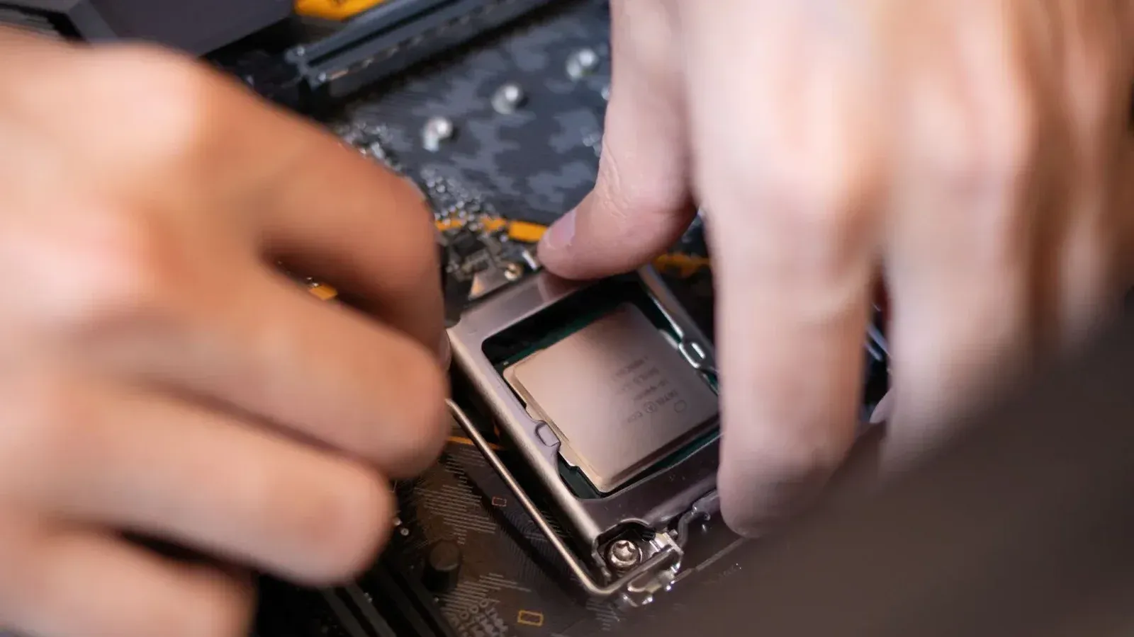 Riot cuestiona el bloqueo de Valorant en un Ryzen usado