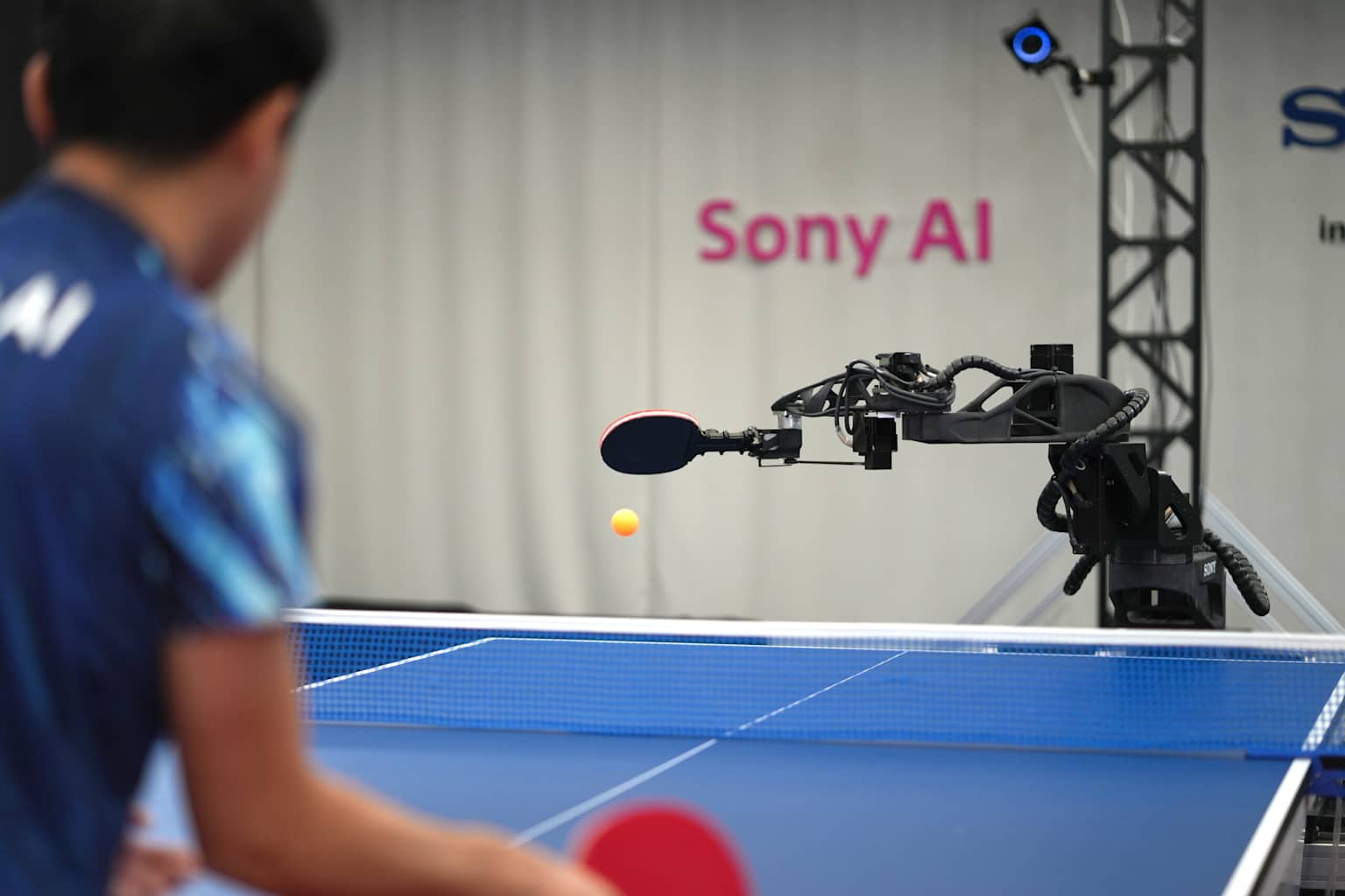 Robot de Sony vence a humanos de élite en tenis de mesa