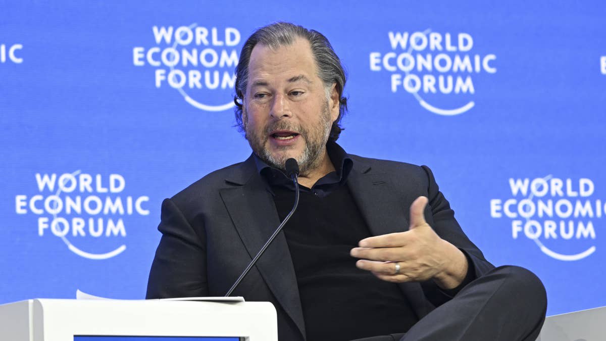 Salesforce compra Fin por 3,600 mdd para liderar en IA