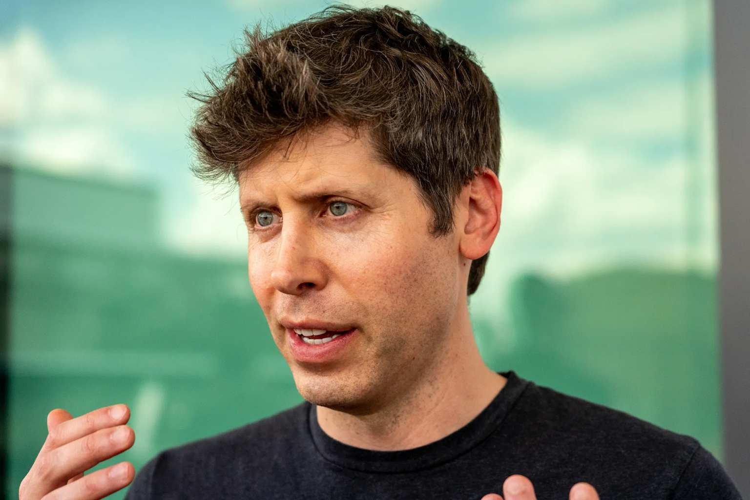 Sam Altman revela los 5 principios de OpenAI para la AGI