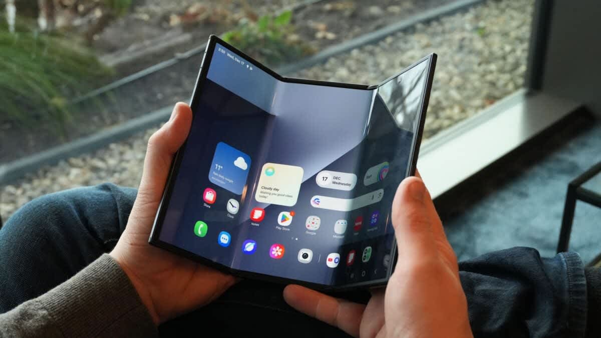 Samsung cancela el TriFold; filtran secuela para 2027