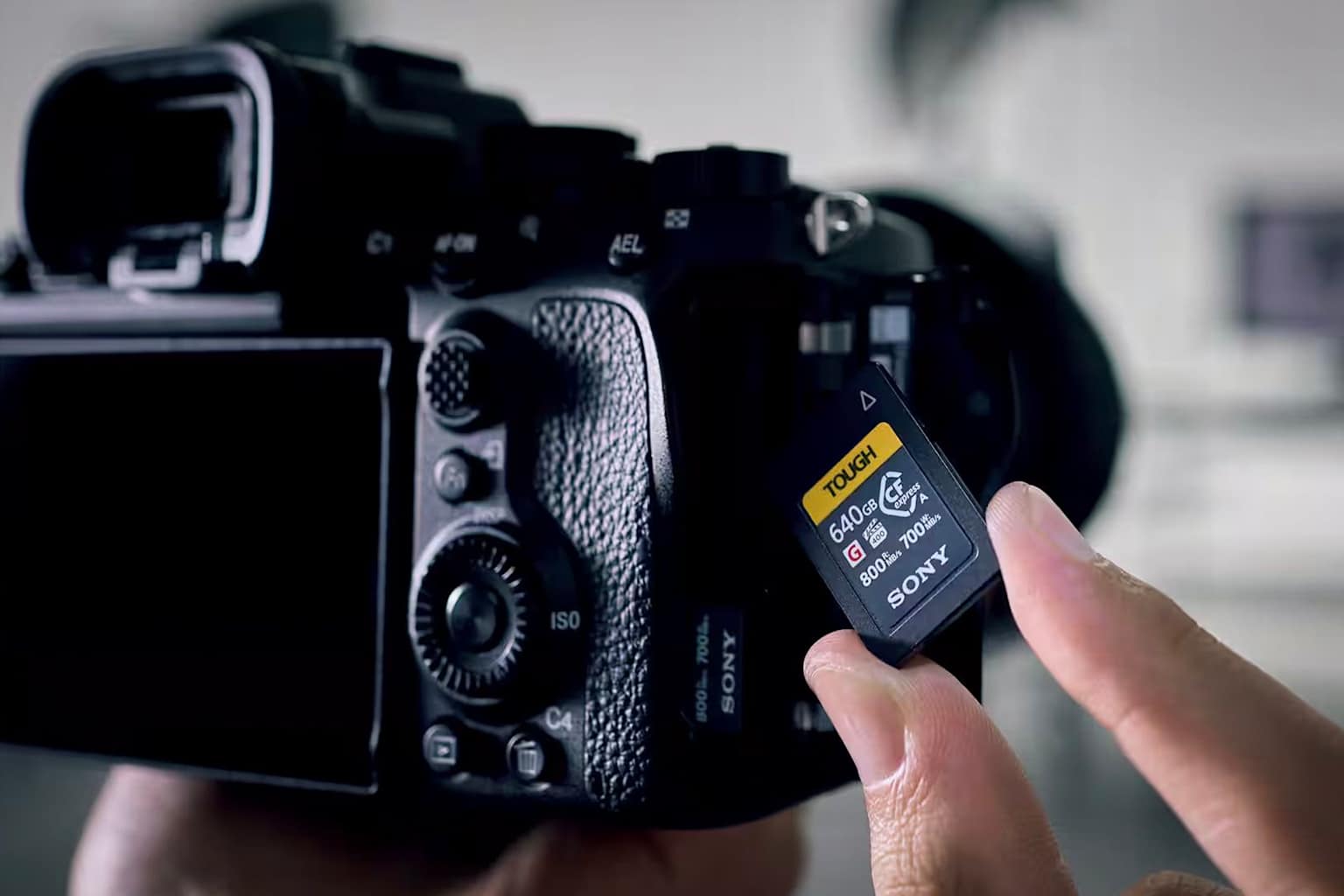 Sony suspende venta de tarjetas SD por escasez de chips