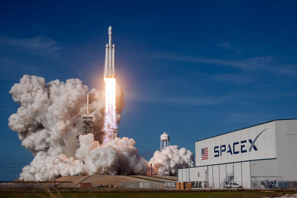 SpaceX alista la OPI más grande de la historia para junio