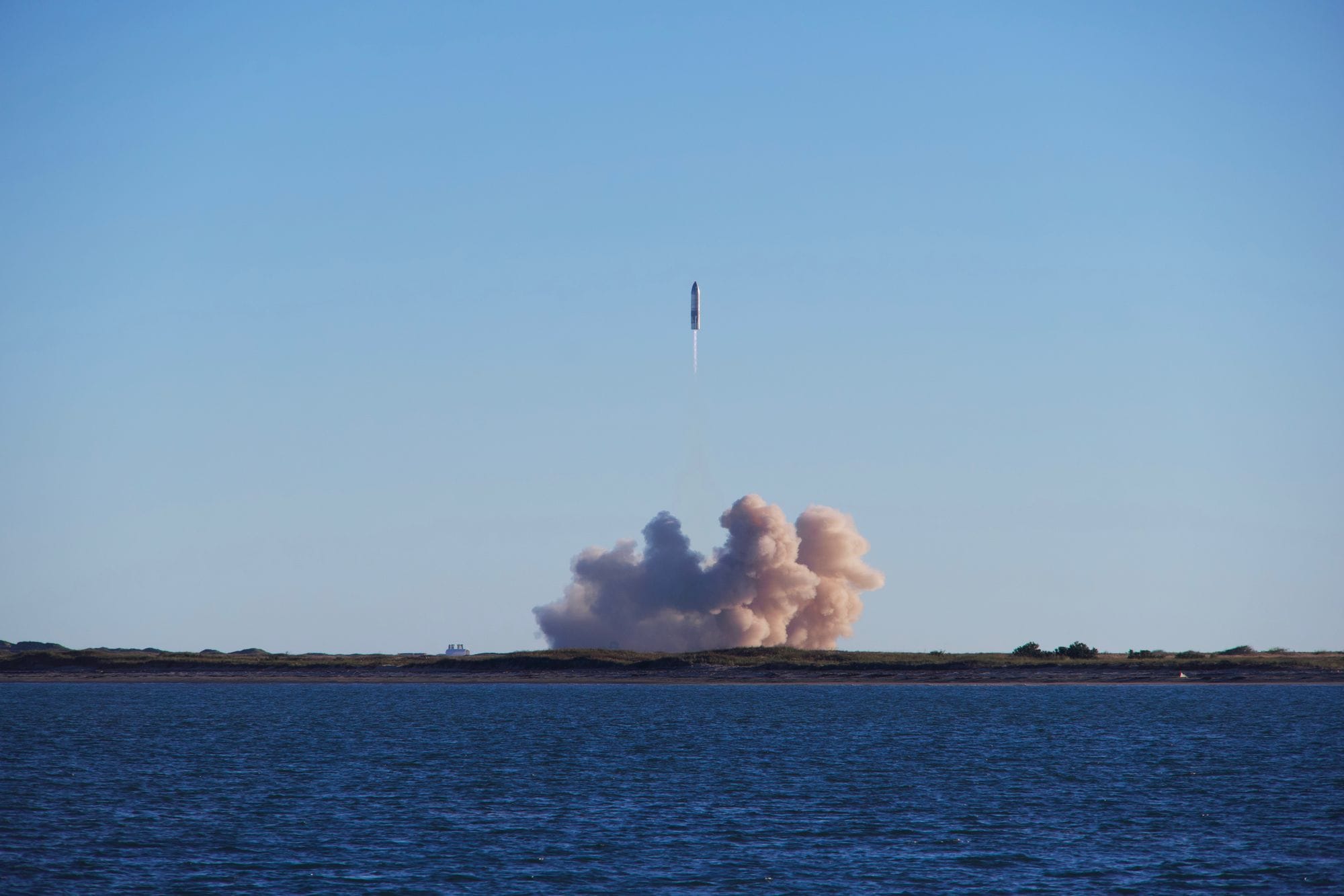 SpaceX negocia puerto espacial de 130,000 acres en Luisiana