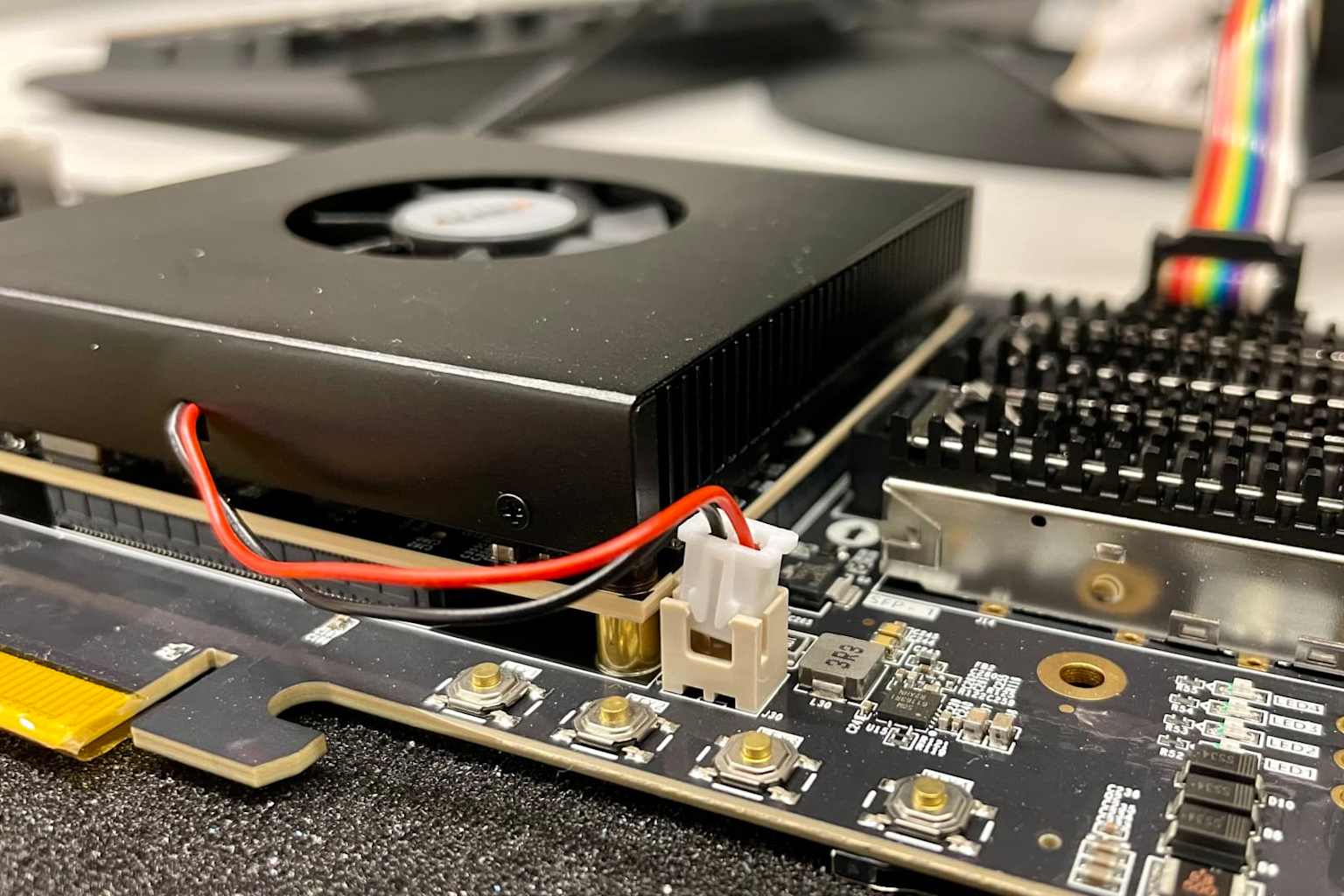 Startups europeas de hardware buscan millones para romper el monopolio de Nvidia