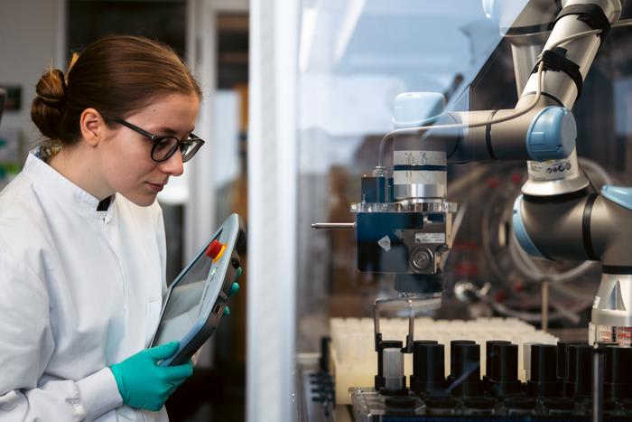 Transforman CO2 en proteína a escala industrial