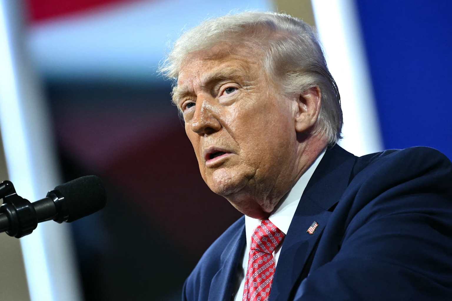 Trump lanza ultimátum a Europa por bloqueo militar y energético