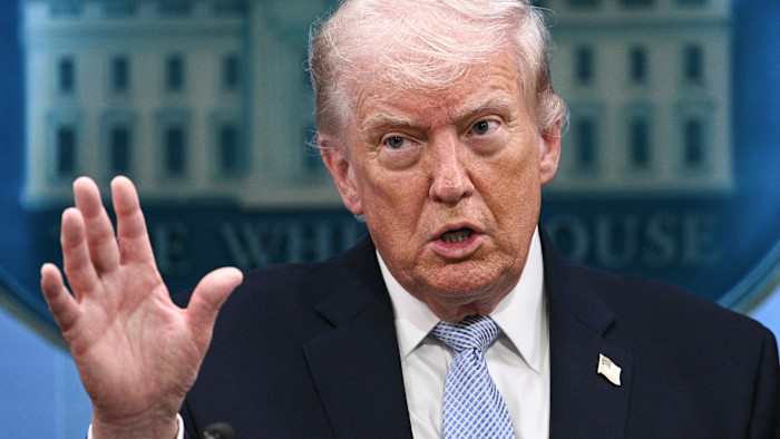 Trump optimista con Irán pese a los ataques en Líbano