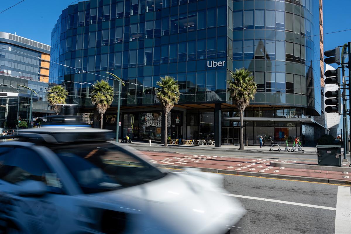 Uber convertirá millones de autos en sensores de datos para vehículos autónomos