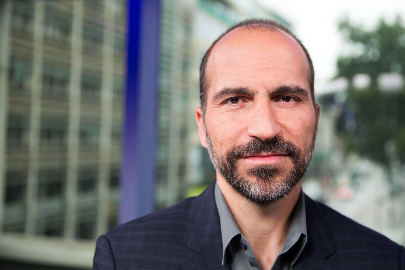 Uber frena contrataciones: IA ya redacta 10% de su código