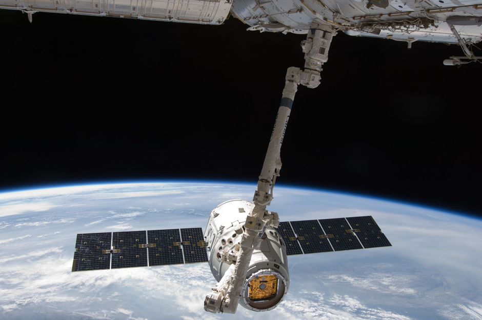 Fotos de stock gratuitas de acoplamiento de la iss, acoplamiento espacial, adelanto tecnológico