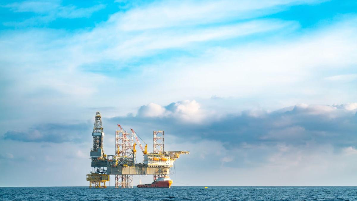 Venezuela pacta con Repsol y Eni impulsar extracción de gas