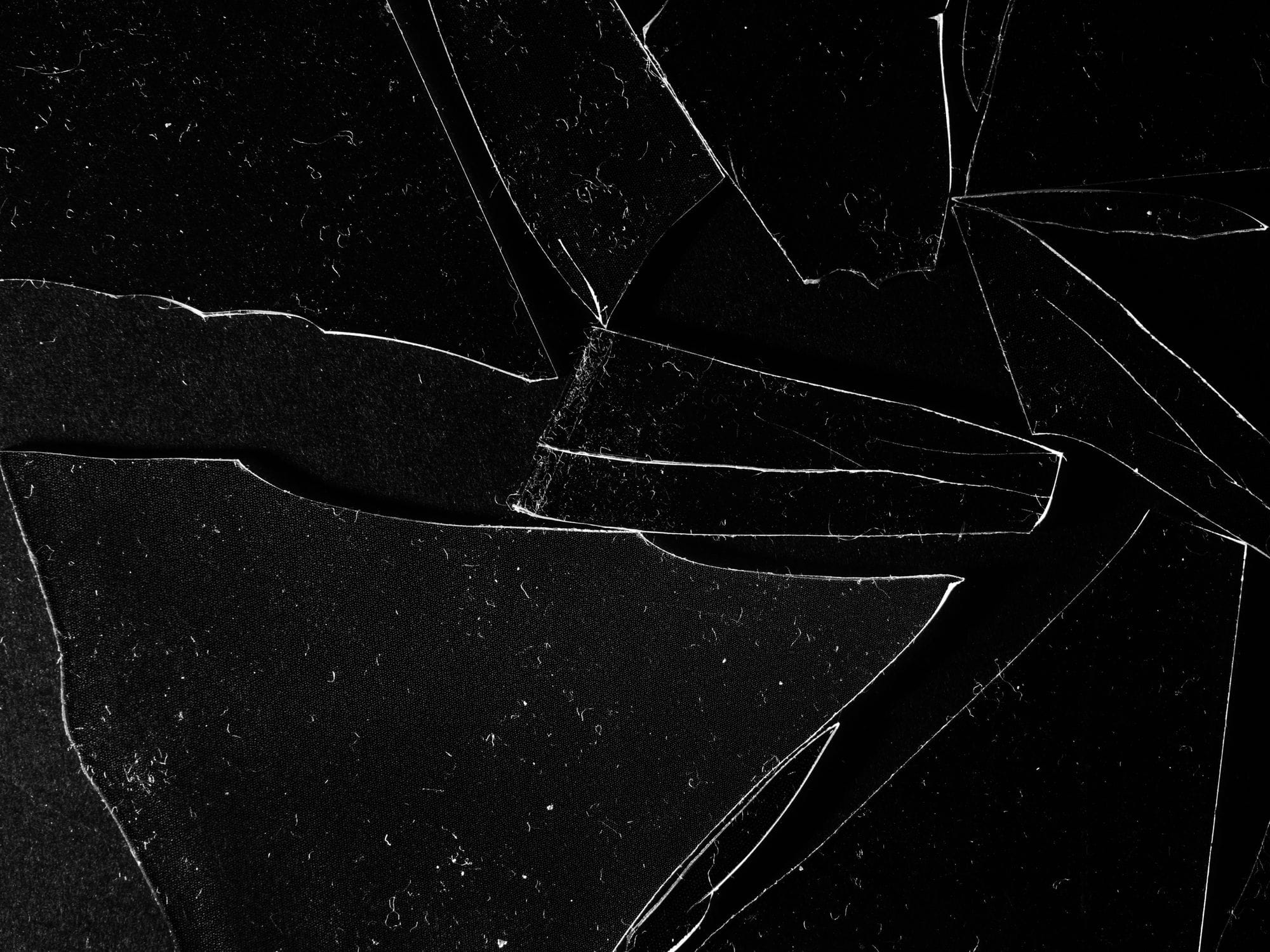 Webb halla arcilla de un mundo destruido en Neptuno